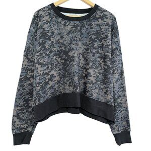 Under Armour Camo Sweatshirt - Black and Gray